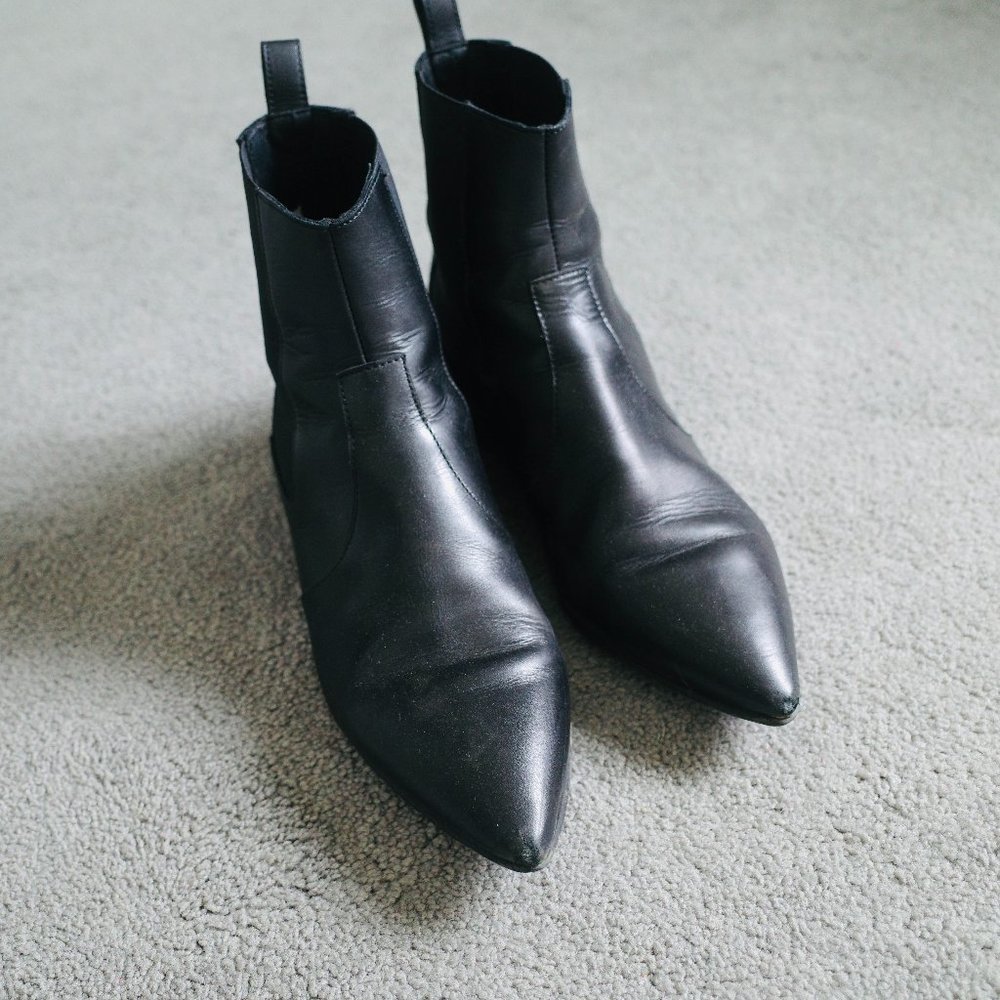 NEW Pierre Hardy Black Boots Narrow Fit in Pointed Shoes